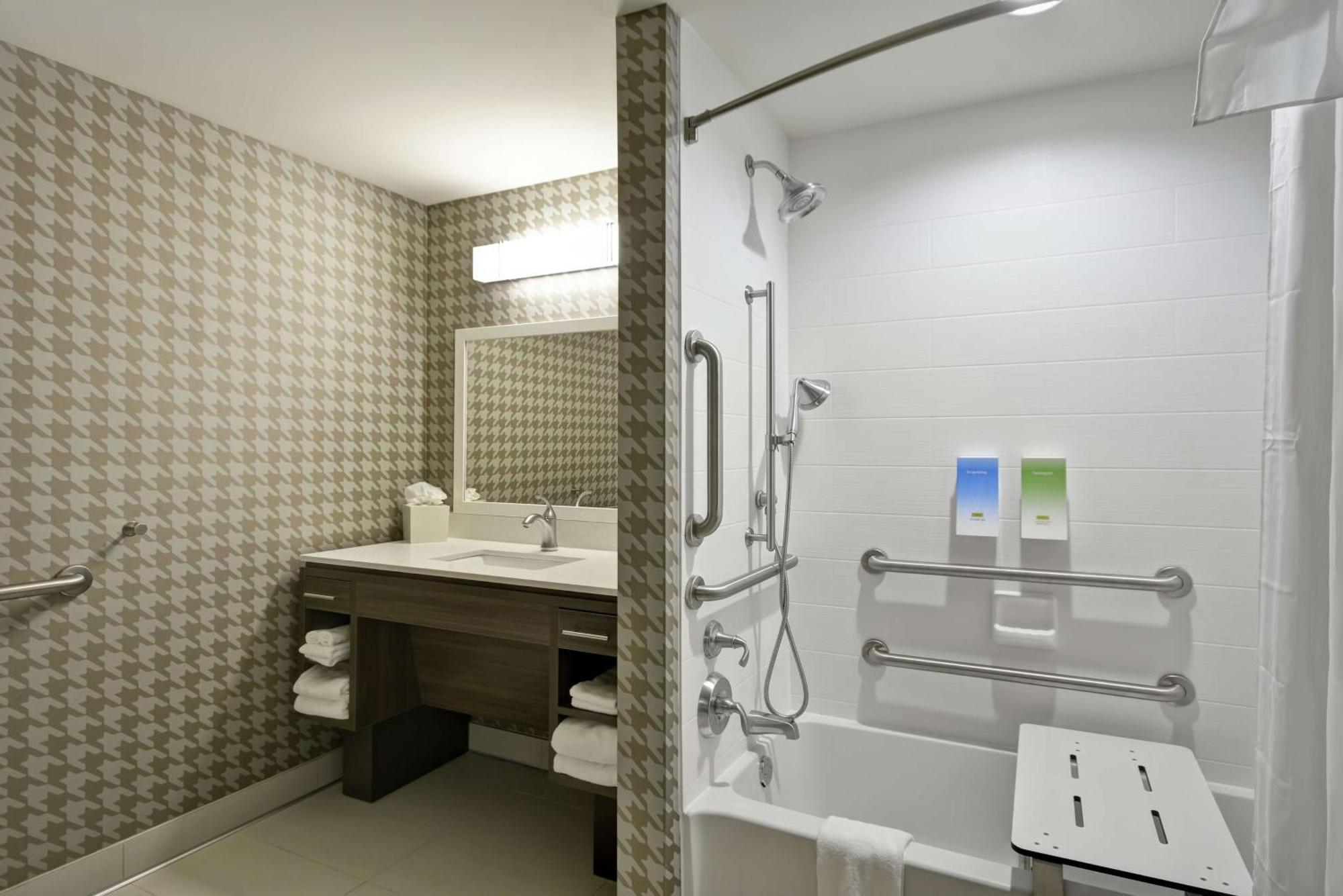 Home2 Suites By Hilton Plymouth Minneapolis Екстериор снимка
